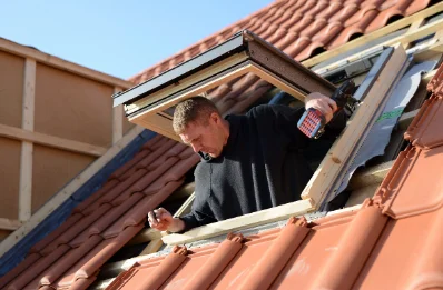 Pose de fenêtres de toit Velux à Rogues